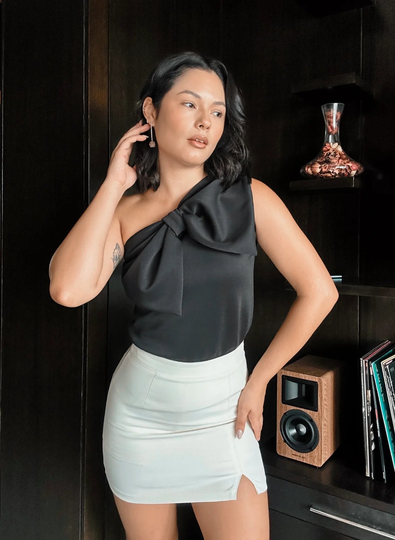 DANNA (BLACK) I FOR PRE-ORDER