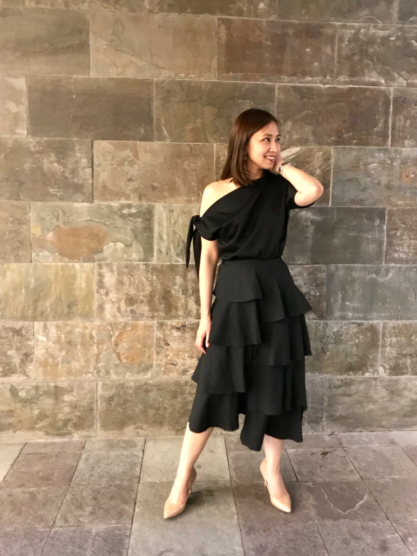 LEILA (BLACK) I FOR PRE-ORDER
